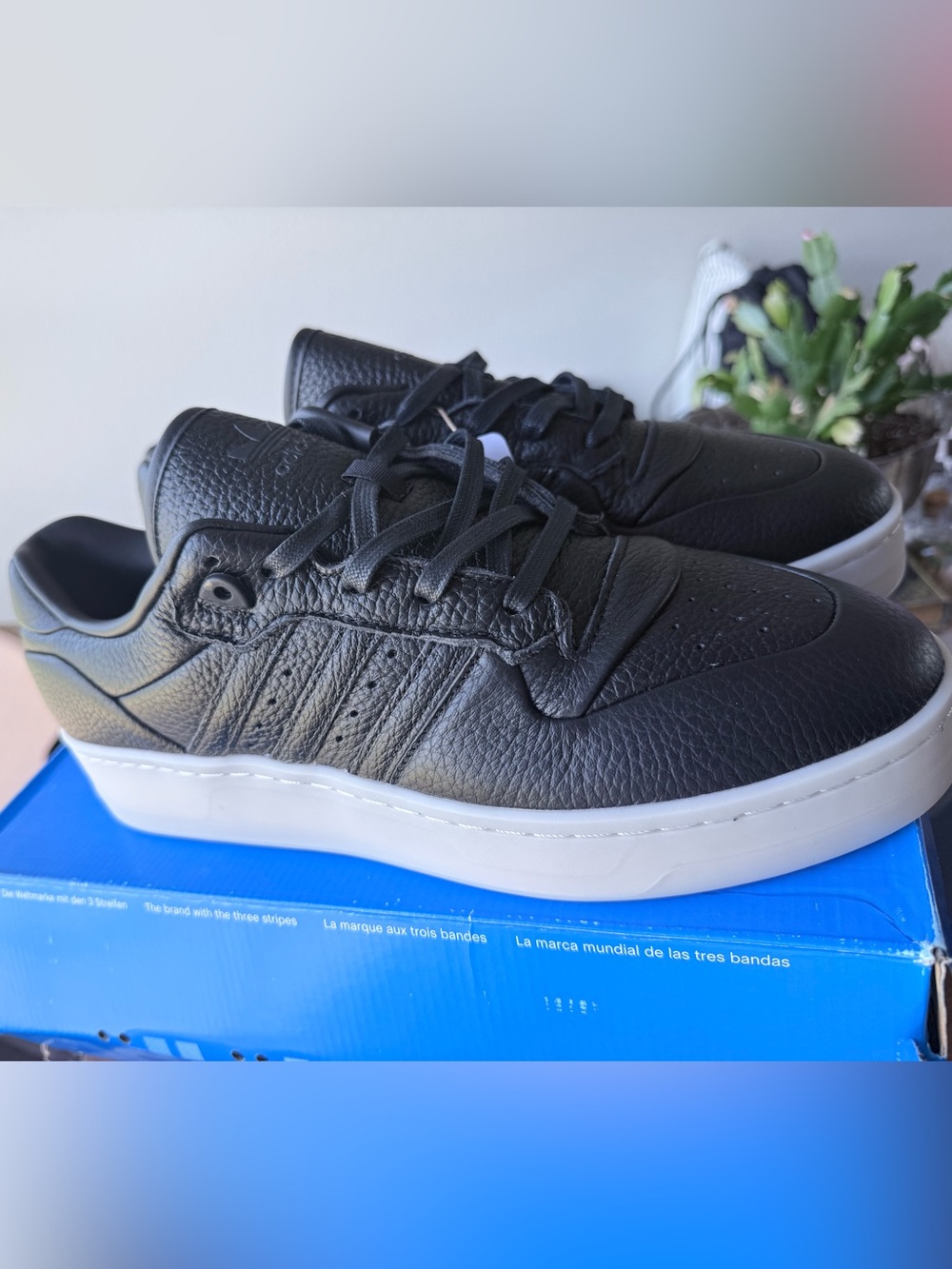 Adidas Rivalry Lux Low - Picture 5 of 8